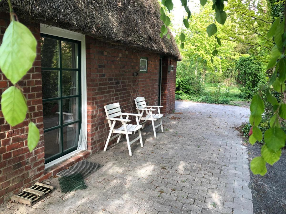 Villa Haus Kaethe Am Deich Balje Esterno foto