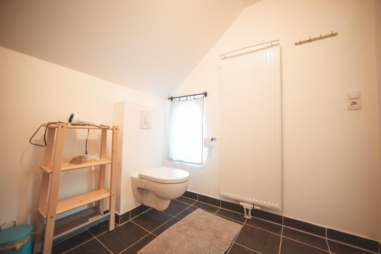 Villa Haus Kaethe Am Deich Balje Esterno foto